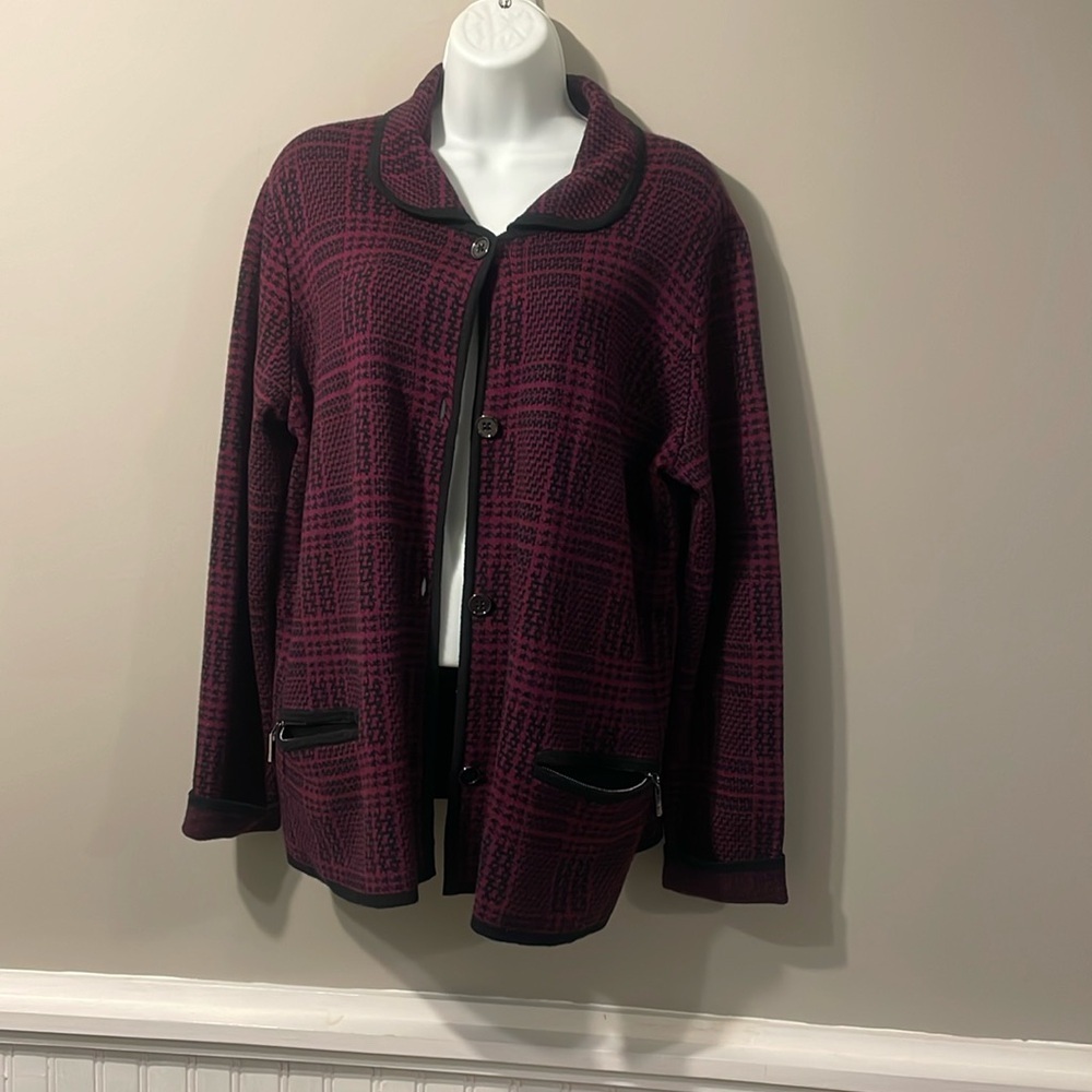 Plus size 1x jones new york signature women purple and black sweater